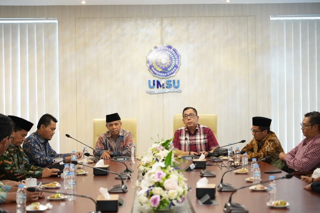 ilaturahmi Pengurus Besar Ikatan Dokter Indonesia (PB IDI) bersama Pimpinan Wilayah Muhammadiyah Sumatera Utara dan Universitas Muhammadiyah Sumatera Utara (UMSU)