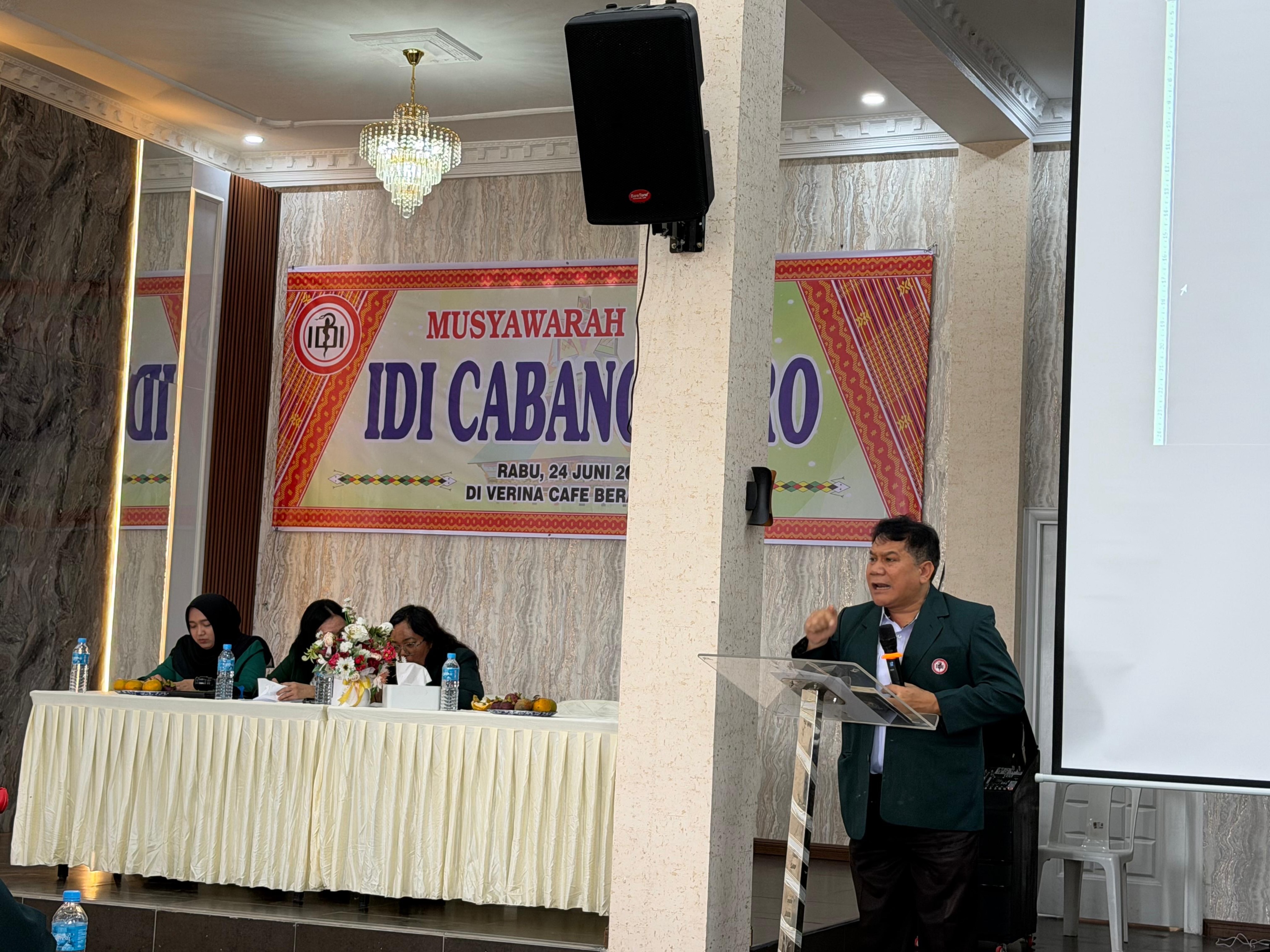 Selamat dan sukses atas terpilihnya dr. Immanuel Sinuhaji, Sp.PA sebagai Ketua IDI Cabang Karo Masa Bakti 2026-2029